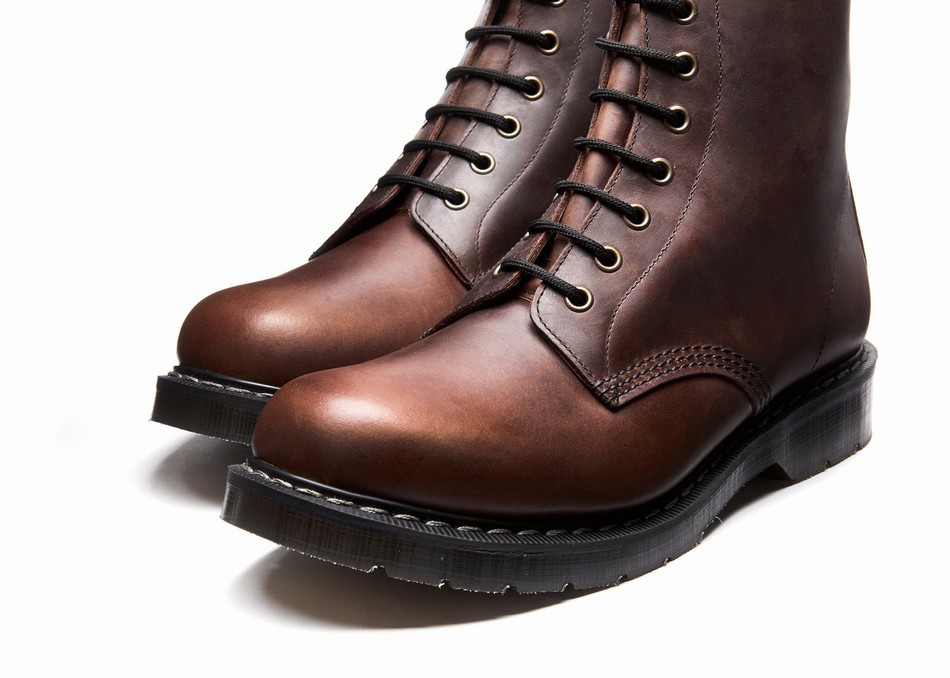 Botas Derby Solovair Gaucho Crazy Horse 8 Eye Mujer Marrones | S8-551-CH-G-030
