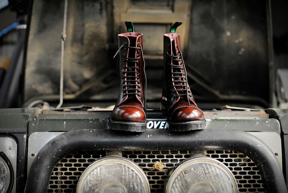 Botas Derby Solovair Rub-Off 11 Eye Steel Toe Hombre Burdeos | SC11-1980-BUR-G-060