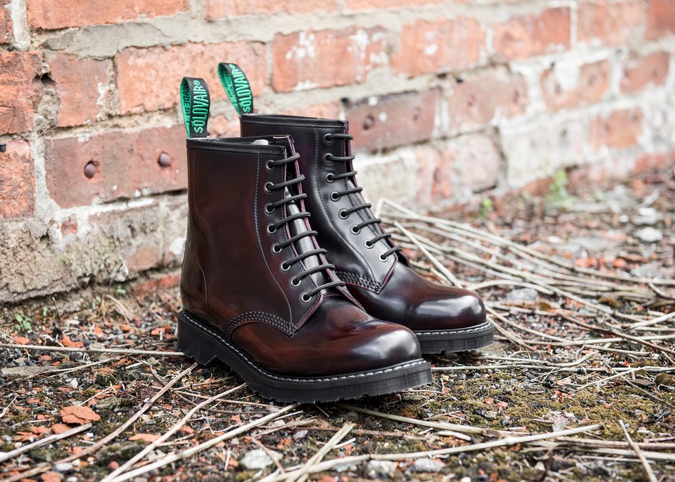 Botas Derby Solovair Rub-Off 8 Eye Hombre Burdeos | S8-551-BUR-G-030